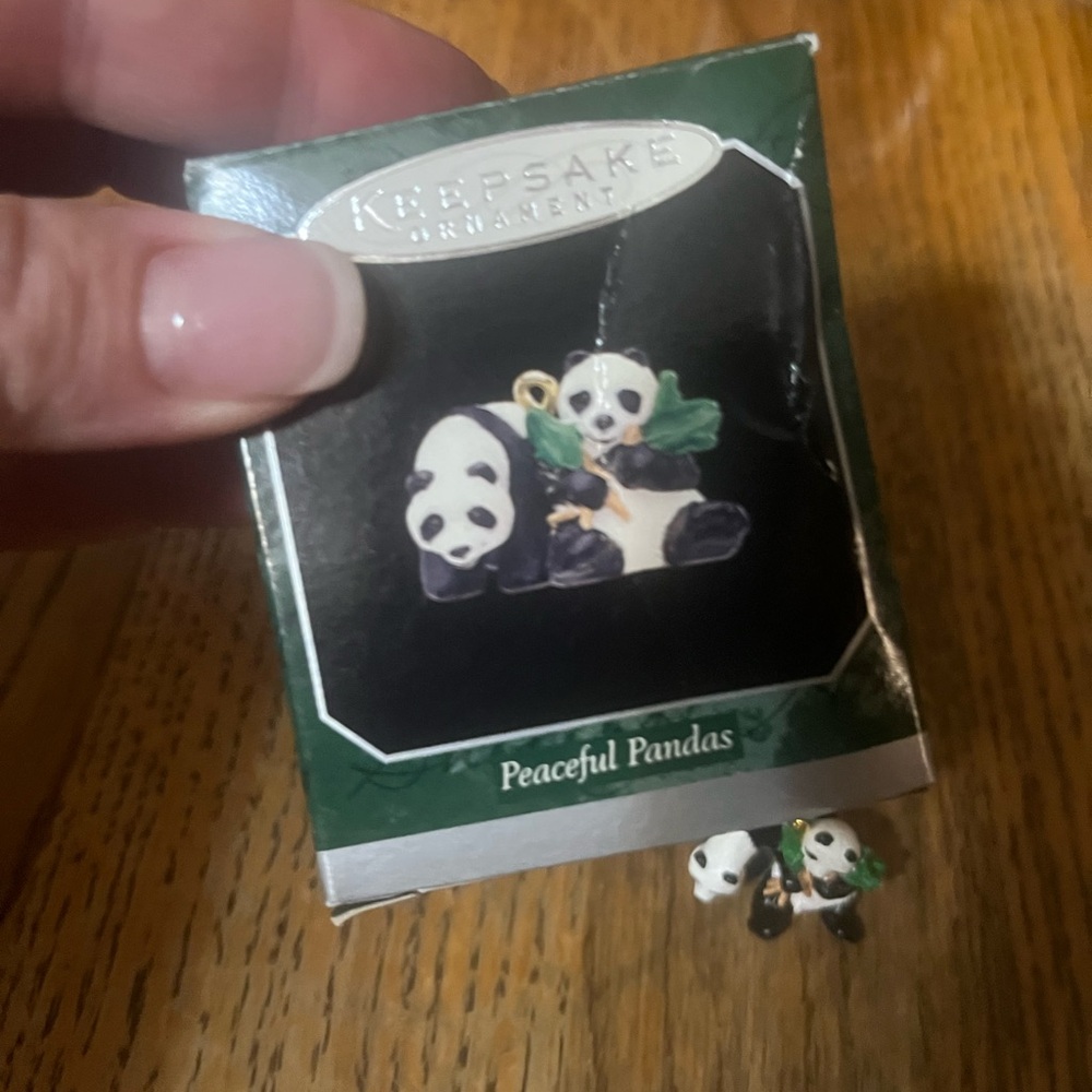 KEEPSAKE by Hallmark- peaceful pandas 🐼 miniature ornament. - Picture 2 of 7